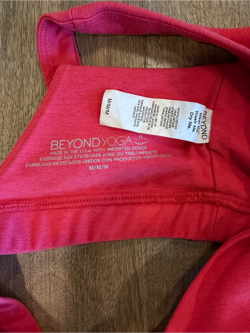Beyond Yoga Spacedye Crossover Bra in Paradise Coral Heather | Size Medium - Picture 7 of 8